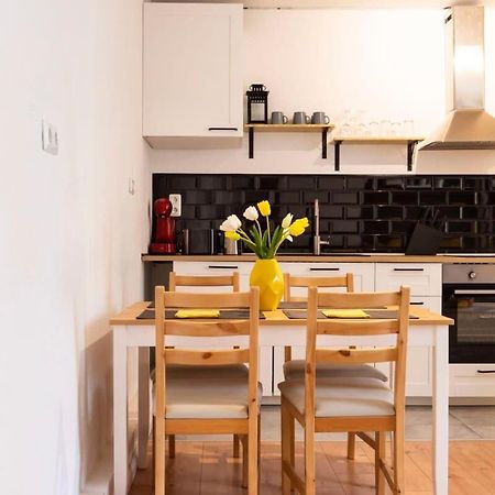 2 Bedroom In Great Location In Kreuzberg Berlin Extérieur photo