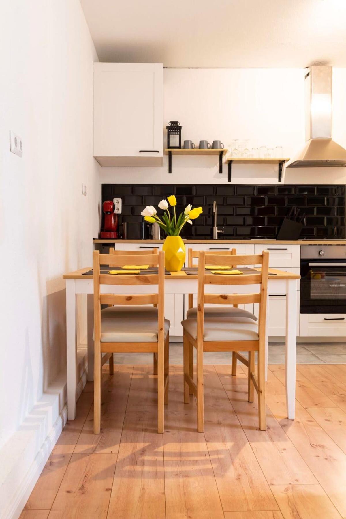 2 Bedroom In Great Location In Kreuzberg Berlin Extérieur photo