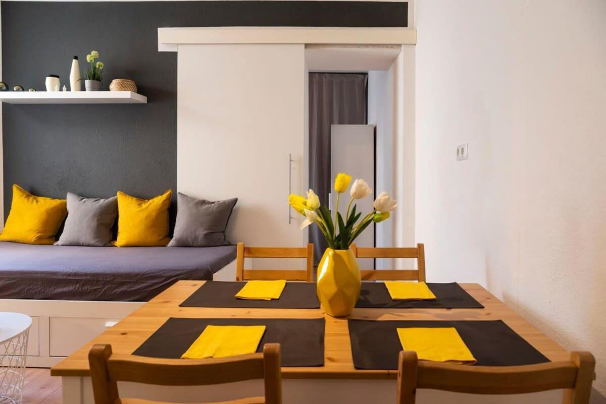 2 Bedroom In Great Location In Kreuzberg Berlin Extérieur photo